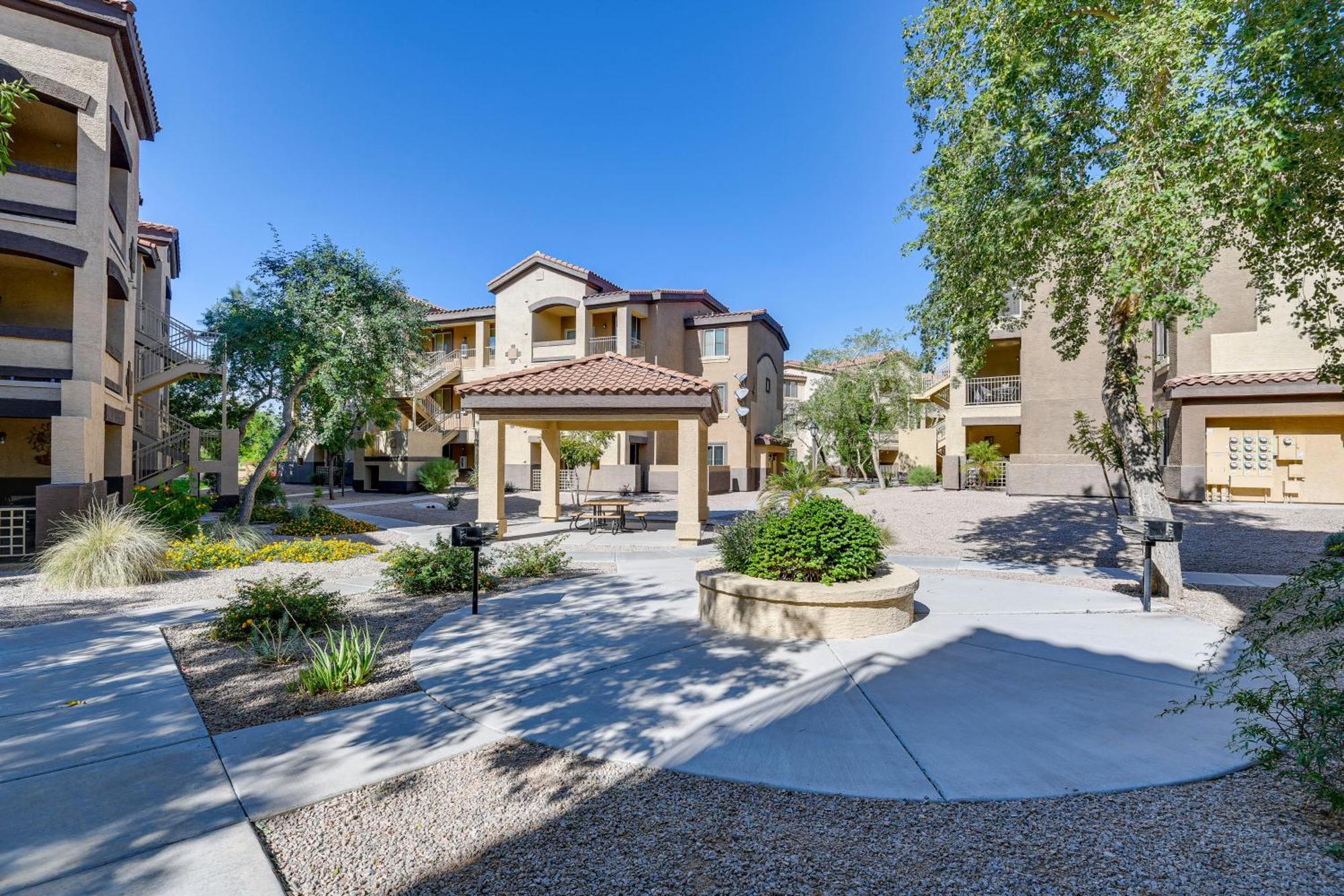 Mesa Condo With Private Patio And Grill Pool Access! Zewnętrze zdjęcie